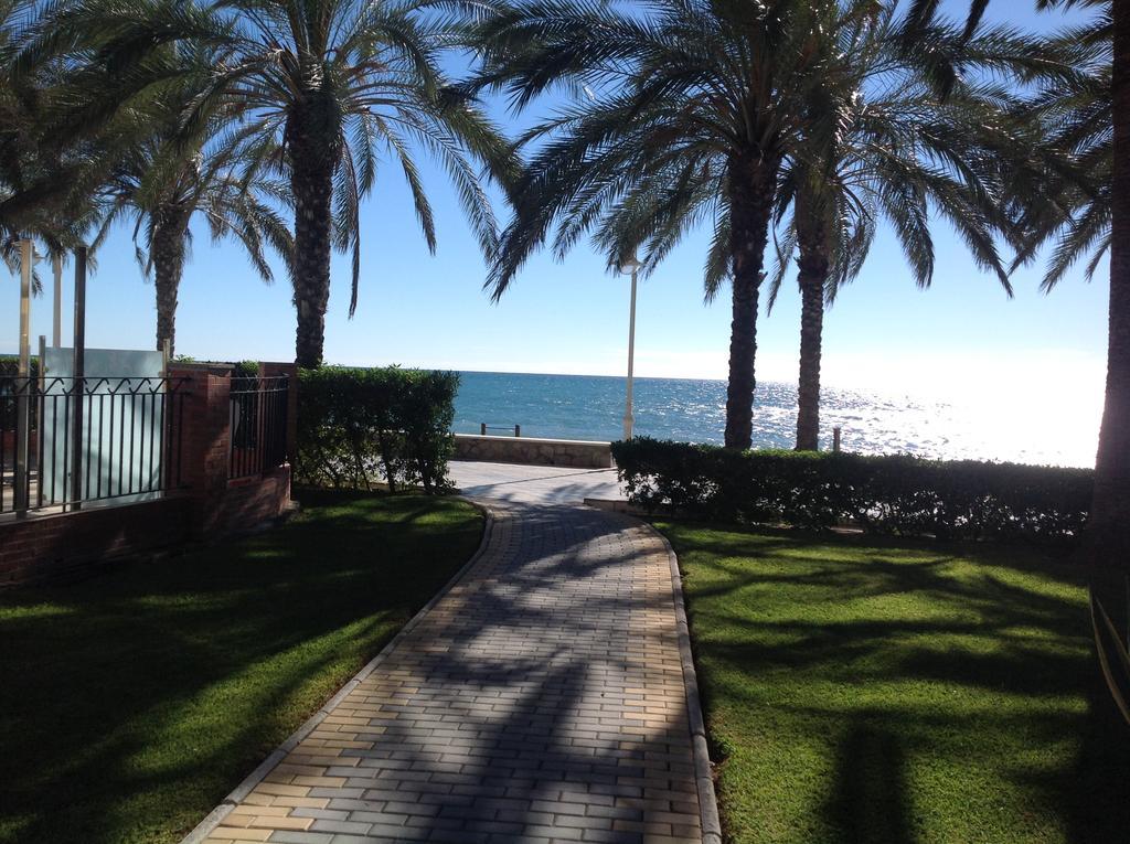 Apartamento Centro Internacional Algarrobo Costa Dış mekan fotoğraf