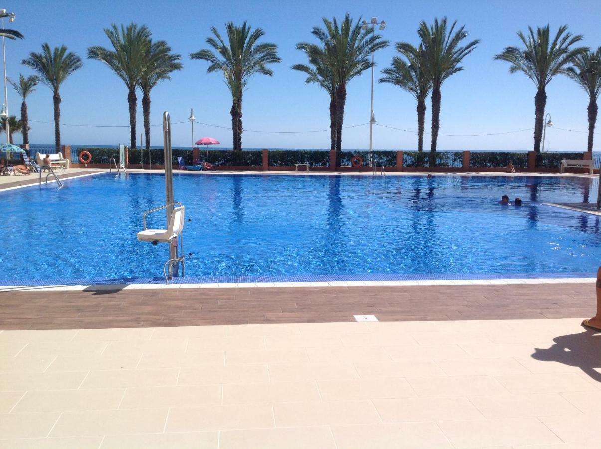 Apartamento Centro Internacional Algarrobo Costa Dış mekan fotoğraf